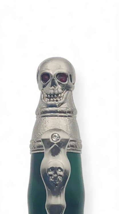 עט פיראטים בעבודת יד – גולגולת, עצם ועיניים לוחשות סוד ☠️