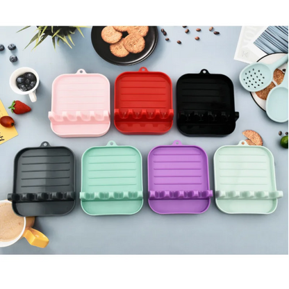 מתקן כפות ומכסים למטבח – פתרון חכם לכלי הבישול שלך!